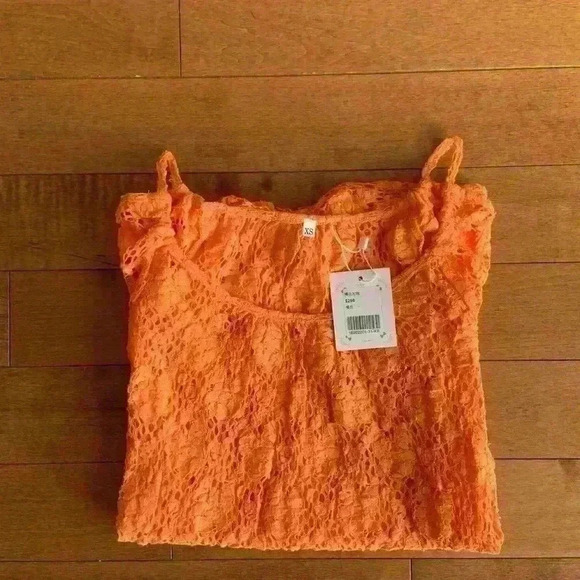 Lovely | Orange eyelet lace off-the-shoulder top size xs - Picture 3 of 3